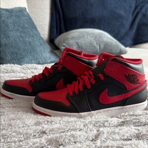 Men’s air Jordan’s 1 size 9.5